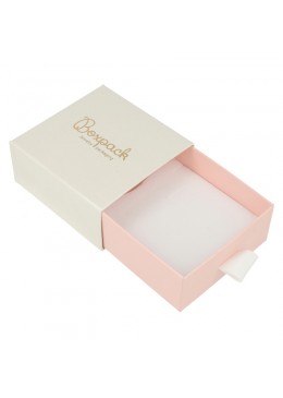 CAJA PARA PENDIENTES Y COLGANTE 90x87x40 Mm BLANCA SG-3-B-RS