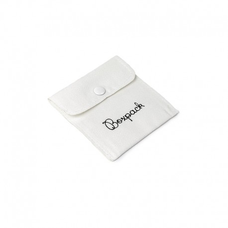 Bolsa suede blanco cierre de solapa y boton 79x79 Mm. S-502