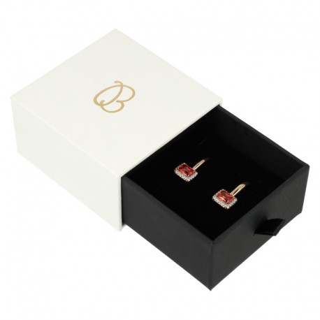 PB-2 CAJA COLGANTE Y PENDIENTES 73x69x39 Mm.