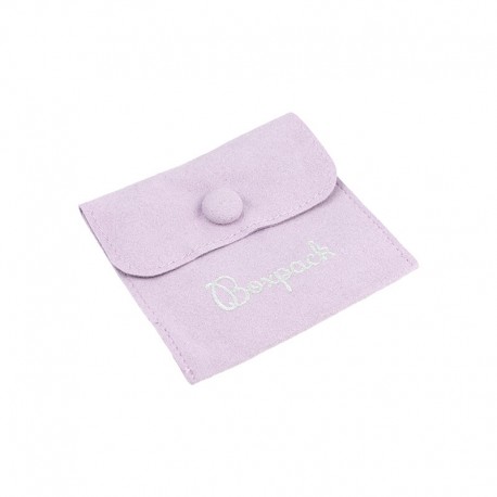 Bolsa microfibra color arena cierre de solapa y boton 79x79 Mm. M-502