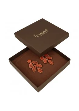 Caja para collar o aderezo marrón 167x167x36 mm de cartón EP-18-M