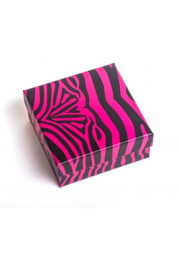 MP81 CAJA COLGANTE 83x83x30 mm.