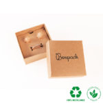 Caja ecológica cartón personalizable eco juego más colgante 65x65x25mm E-NT-61